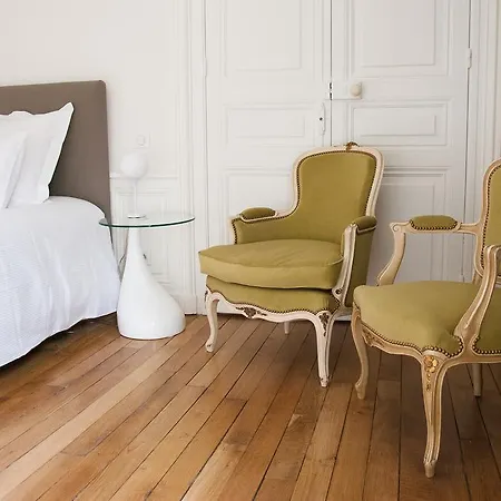 Maison M * Труа