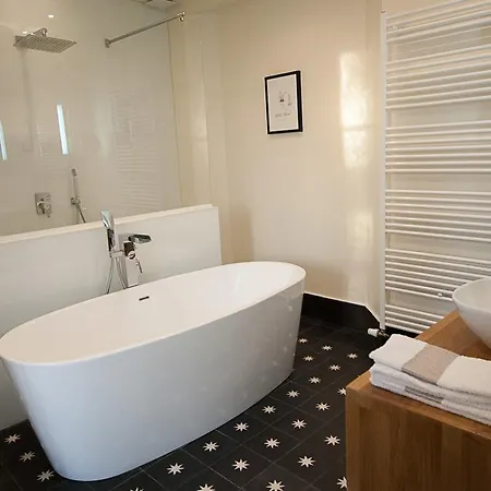 Bed & Breakfast Maison M Troyes