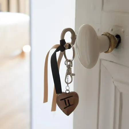 Maison M Труа